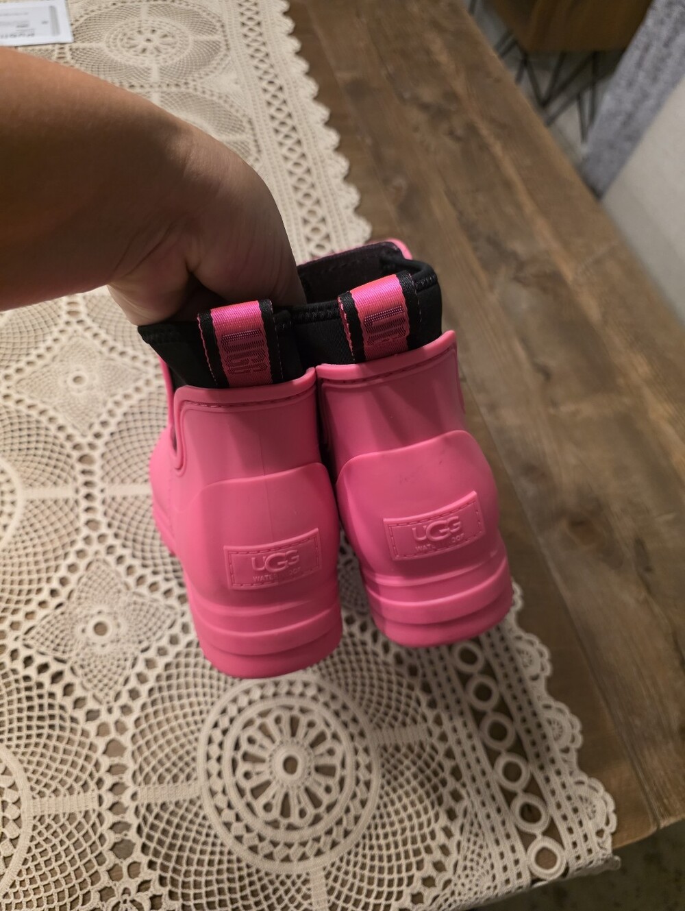 UGG Rain Boots in Bright Pink 7 - Picture 2 of 7